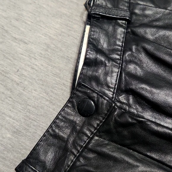 Vintage Cedars Petites High Rise Black Leather Pleated Trousers Tapered Pants - Picture 6 of 15